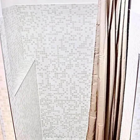 Via Roma 145 Bed & Breakfast 4*