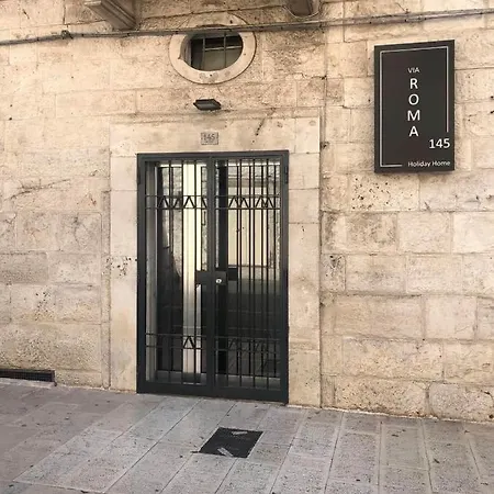 Via Roma 145 *