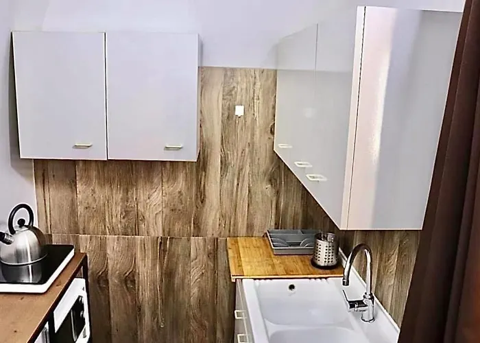 فندق مبيت وإفطار Via Roma 145 4*