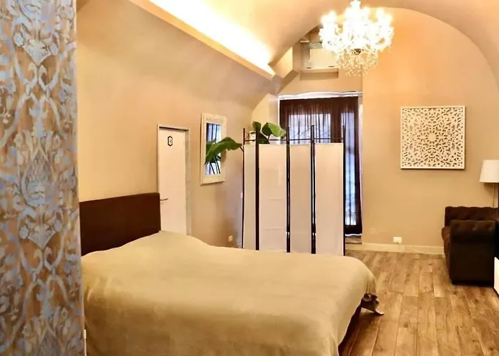 فندق مبيت وإفطار Via Roma 145 4*